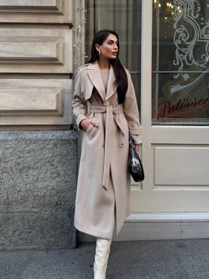 Apolet Ve Pelerin Detaylı Reglan Kol Kruvaze Kaban Bej