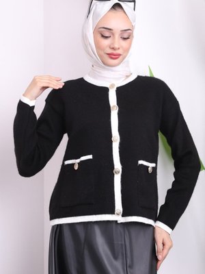 Siyah Cepli Düğmeli Kısa Triko Hırka Siyah Cepli Düğmeli Kısa Triko Hırka