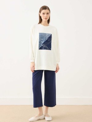 Baskı Ve Nakış Detaylı Sweatshırt Vanilya