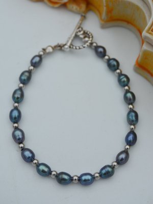 Siyah Arpa İnci Bileklik