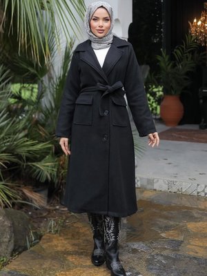 Siyah Kapak Detaylı Kaşe Kaban