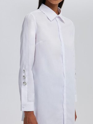 Kolu Metal Düğmeli Poplin Gömlek Kolu Metal Düğmeli Poplin Gömlek