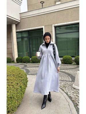 Önü Fermuar Detaylı İplik Elbise Önü Fermuar Detaylı İplik Elbise