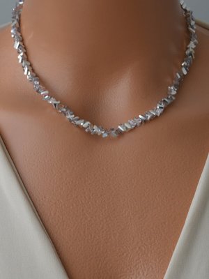 Çok Renkli Kristal Taşlı Kolye