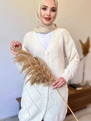 Kabartma Desenli Triko Hırka Kabartma Desenli Triko Hırka