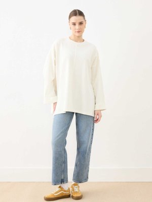 Dikiş Detaylı Yırtmaçlı Sweatshırt Vanilya