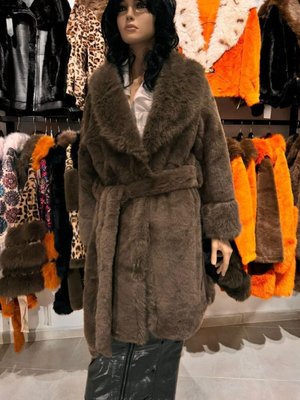 Kahverengi Yaka Ve Kollar Kürklü İçi Nubuk Kemerli Kürk Kaban