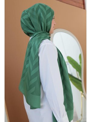 Yeşil İpeksi Balıksırtı Jakar Şal
