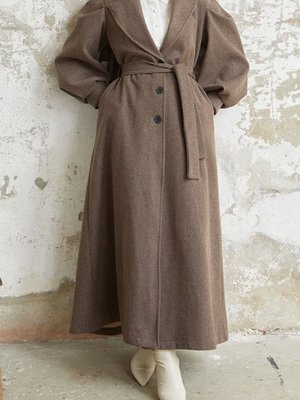 Diana Balon Kol Kuşaklı Kaşe Kaban Kahverengi