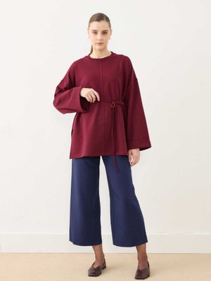 Dikiş Detaylı Yırtmaçlı Sweatshırt Vişne Çürüğü