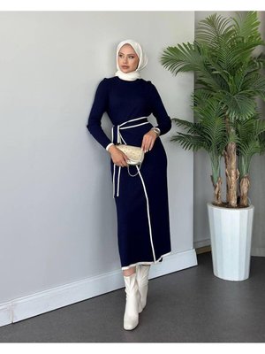 Bağlamalı Triko Elbise