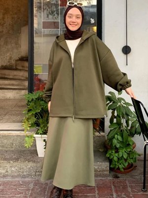 Haki İplik Kapüşonlu Hırka