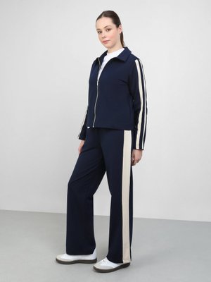 Lacivert Şerit Detaylı Relax Örme Pantolon Lacivert Şerit Detaylı Relax Örme Pantolon