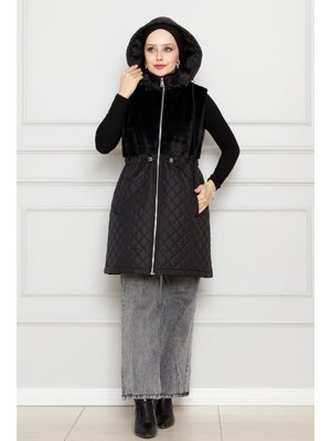 Siyah Kürk Detaylı Capitone Yelek Siyah Kürk Detaylı Capitone Yelek