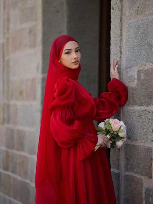 A Kırmzı Abiye Elbise