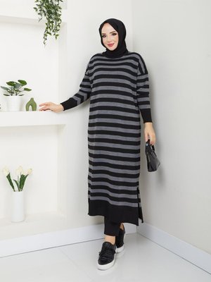 Harika Çizgili Triko Elbise