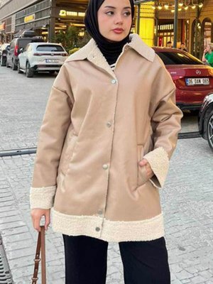 Kürk Detaylı Bej Deri Ceket