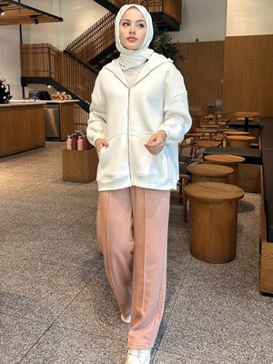 Fermuarlı Basic Sweatshirt Ekru Fermuarlı Basic Sweatshirt Ekru