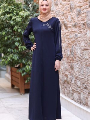 Hira Büyük Beden Taş İşlemeli Ferace Lacivert Hira Büyük Beden Taş İşlemeli Ferace Lacivert