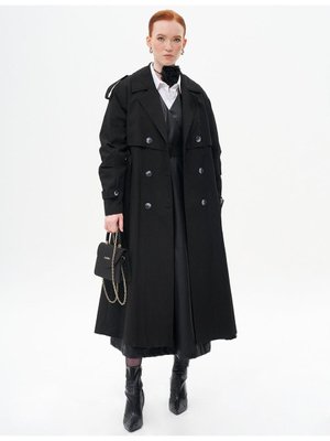 Dikiş Detaylı Kuşaklı Kap Siyah