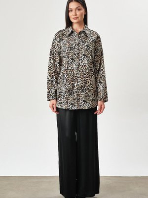 Leopar Desenli Gömlek Yaka Kap