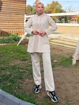 Eşofman Takımı Ekru