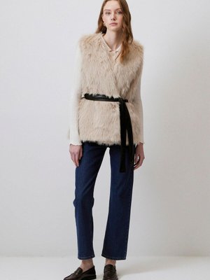 Kemer Detaylı Kürk Yelek