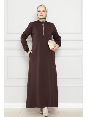 Kahverengi Önü Fermuar Detaylı İki İplik Elbise Kahverengi Önü Fermuar Detaylı İki İplik Elbise