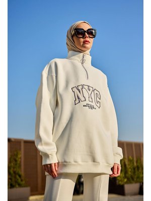 Beyaz Nyc Baskılı Yarım Fermuarlı Sweat Beyaz Nyc Baskılı Yarım Fermuarlı Sweat