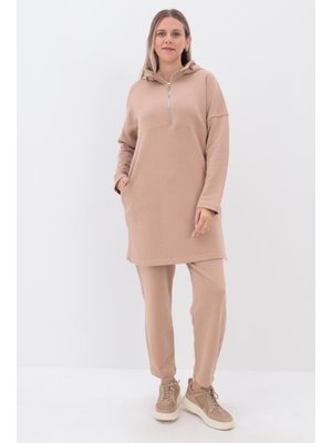 Bej Robalı Kapüşonlu Pantolonlu Takım