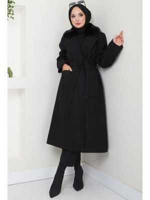 Siyah Yakası Kürklü Nervür Detaylı Kaşe Kaban Siyah Yakası Kürklü Nervür Detaylı Kaşe Kaban