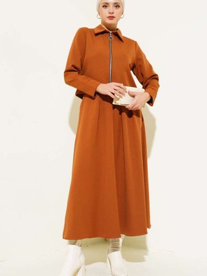 Kahverengi Fermuarlı Kiloş Etekli İkili Takım Kahverengi Fermuarlı Kiloş Etekli İkili Takım