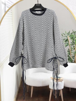 Zikzak Desenli Şanel Tunik