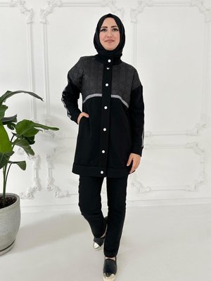 Siyah Kapitoneli Şeritli Takım Siyah Kapitoneli Şeritli Takım