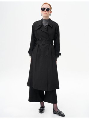 Apolet Detaylı Kuşaklı Kap Siyah