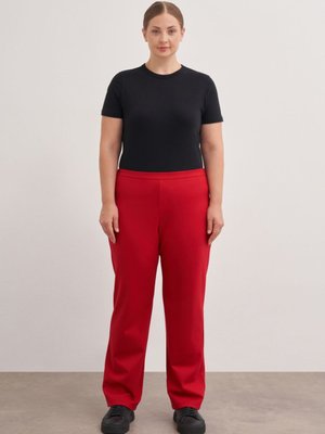 Örme Rahat Kesim Pantolon