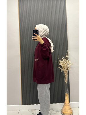 İkoll Kapüşonlu Cepli Sweat Yazılı İkoll Kapüşonlu Cepli Sweat Yazılı