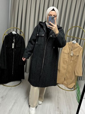 Balıksırtı Desenli Oversize Ara Boy Kapüşonlu Kaşe Kaban Balıksırtı Desenli Oversize Ara Boy Kapüşonlu Kaşe Kaban