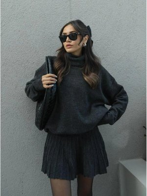 Siyah Pileli Mini Etek Balıkçı Kazak Alt Üst Triko Takım Siyah Pileli Mini Etek Balıkçı Kazak Alt Üst Triko Takım