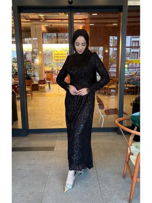 Kolları Tüylü Pul Payetli Abiye Elbise