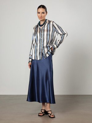 Balık Form Saten Etek Lacivert