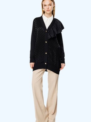 Fırfır Detaylı Hırka Fırfır Detaylı Hırka