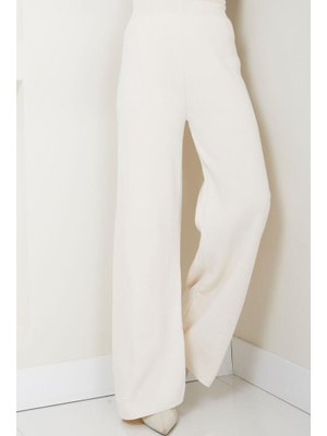 Beyaz Triko Pantolon Beyaz Triko Pantolon