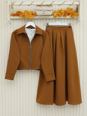 Fermuarlı Pliseli Etekli Takım Fermuarlı Pliseli Etekli Takım