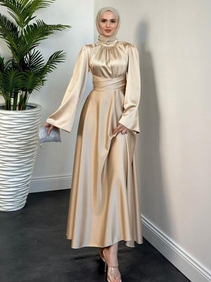 Violet İspanyol Kol Belden Bağlama Saten Elbise Krem