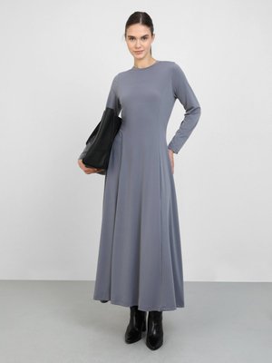 Antrasit Bisiklet Yakalı Sandy Kumaş Elbise Antrasit Bisiklet Yakalı Sandy Kumaş Elbise