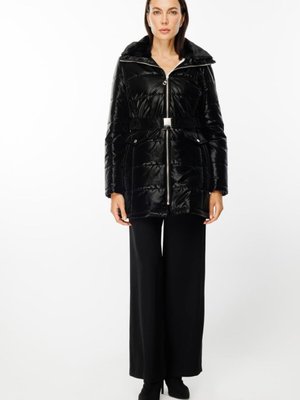 Siyah Parlak Görünümlü Kaban