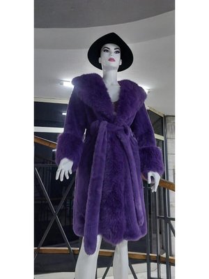 Mor Yaka Ve Kollar Kürklü İçi Nubuk Kemerli Kürk Kaban
