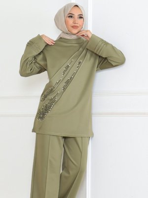 Yeşil Taş Detaylı Takım