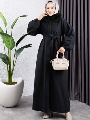 Kürk Detaylı Kaşe Manto Siyah